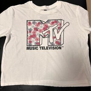 Cropped T-shirt | MTV | music shirt | festival | y2k